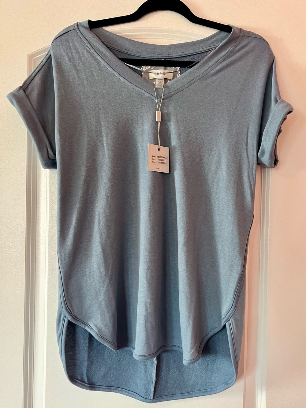 NWT Cupio Light Blue V-Neck High-Low Tee